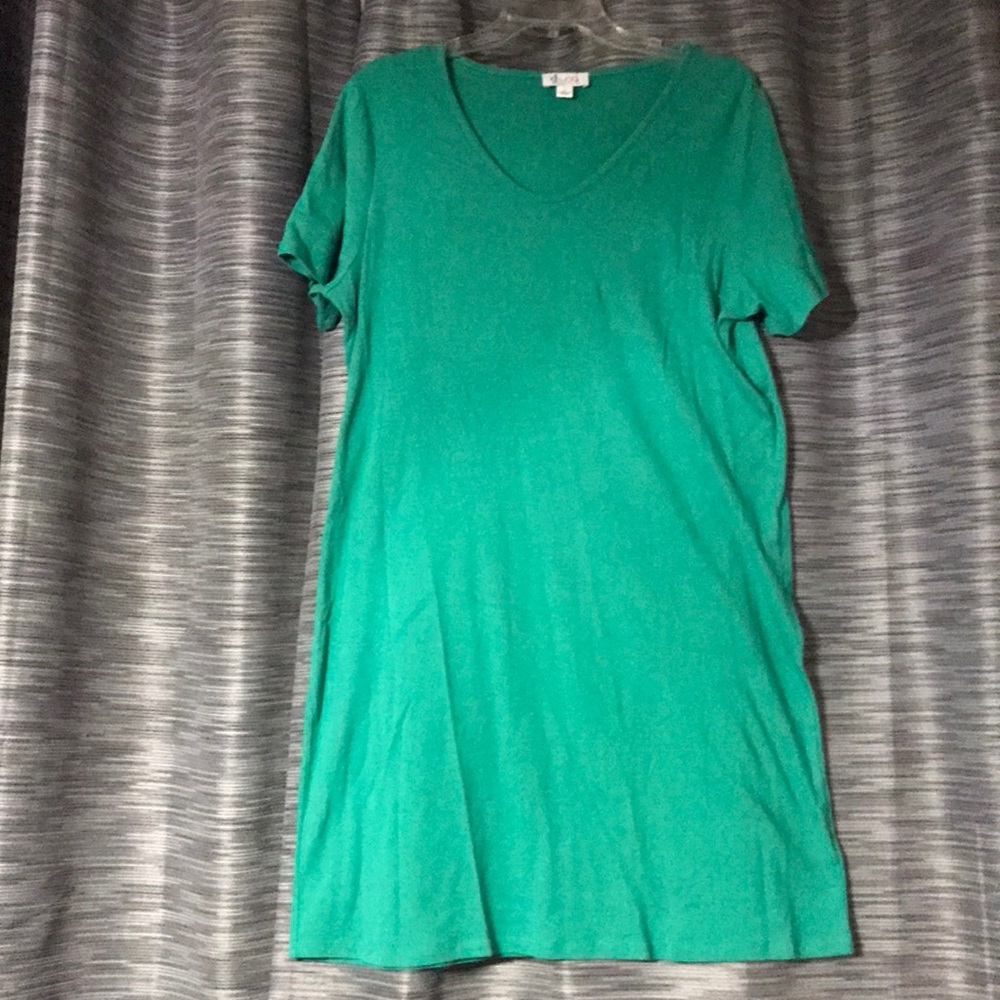 Green d and co tee shirt dress large